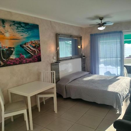 Monolocale Las Flores Playa Feñabe Екстериор снимка
