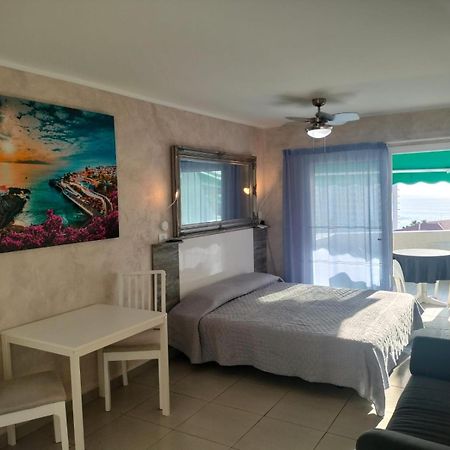 Monolocale Las Flores Playa Feñabe Екстериор снимка